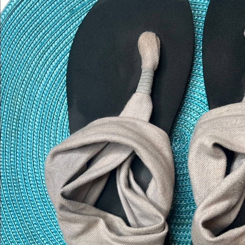 Sanuk Yoga Sling Black and Gray Sandals size 9 - Picture 5 of 12